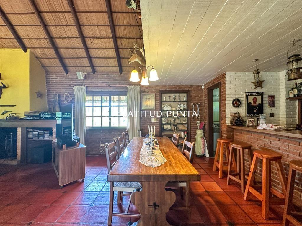 Casa en Jardines de Córdoba, 3 suites más