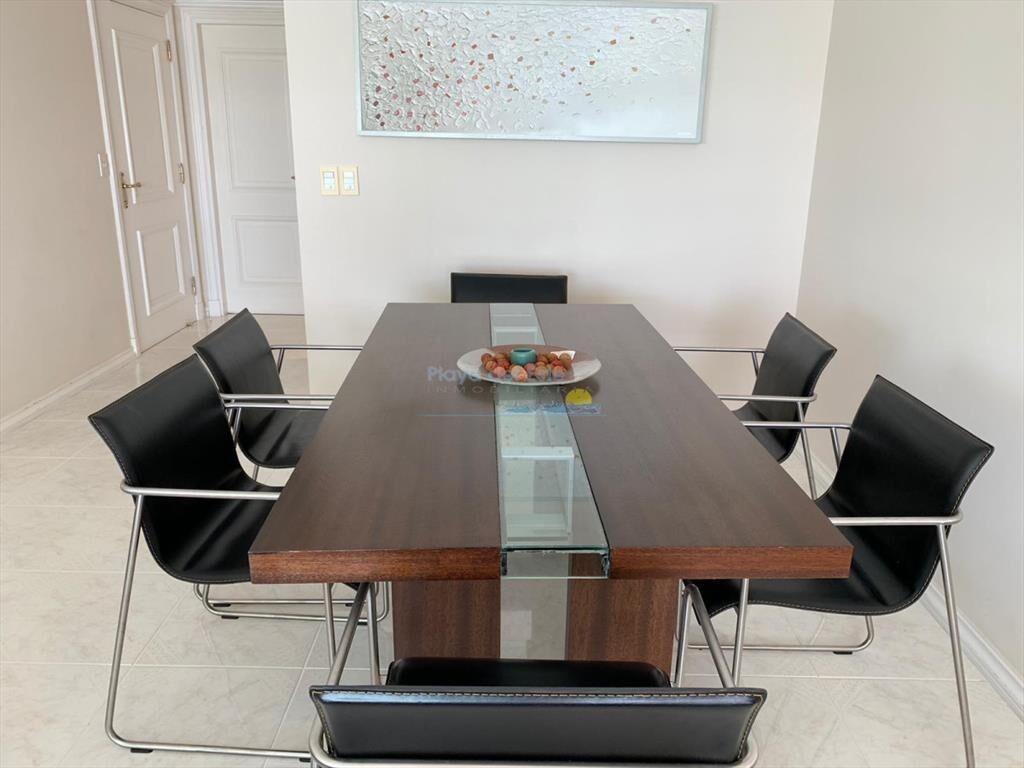 Apartamento en alquiler de temporada de 3 en , ,