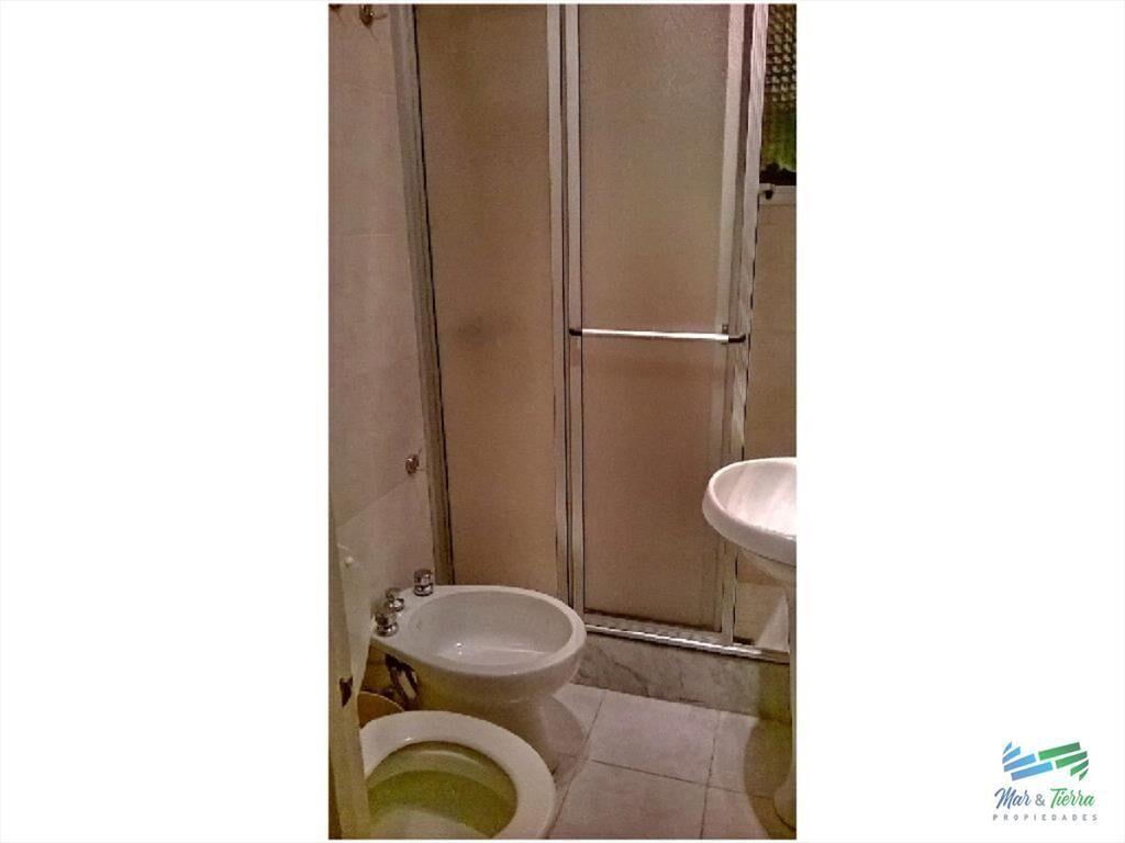 Vendo apartamento de 2 dormitorios enedificio con