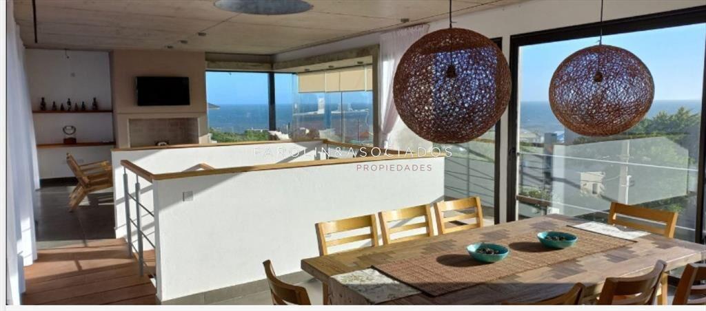 Venta de casa 3 dormitorios en el Chorro,