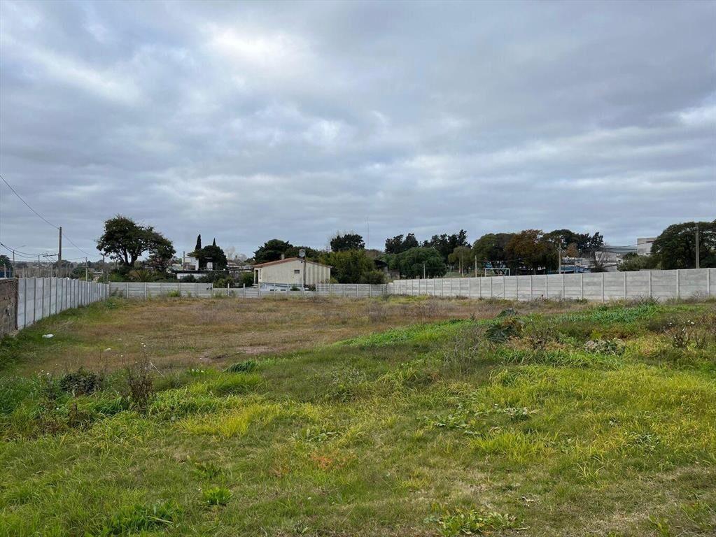 Venta terreno en Peñarol