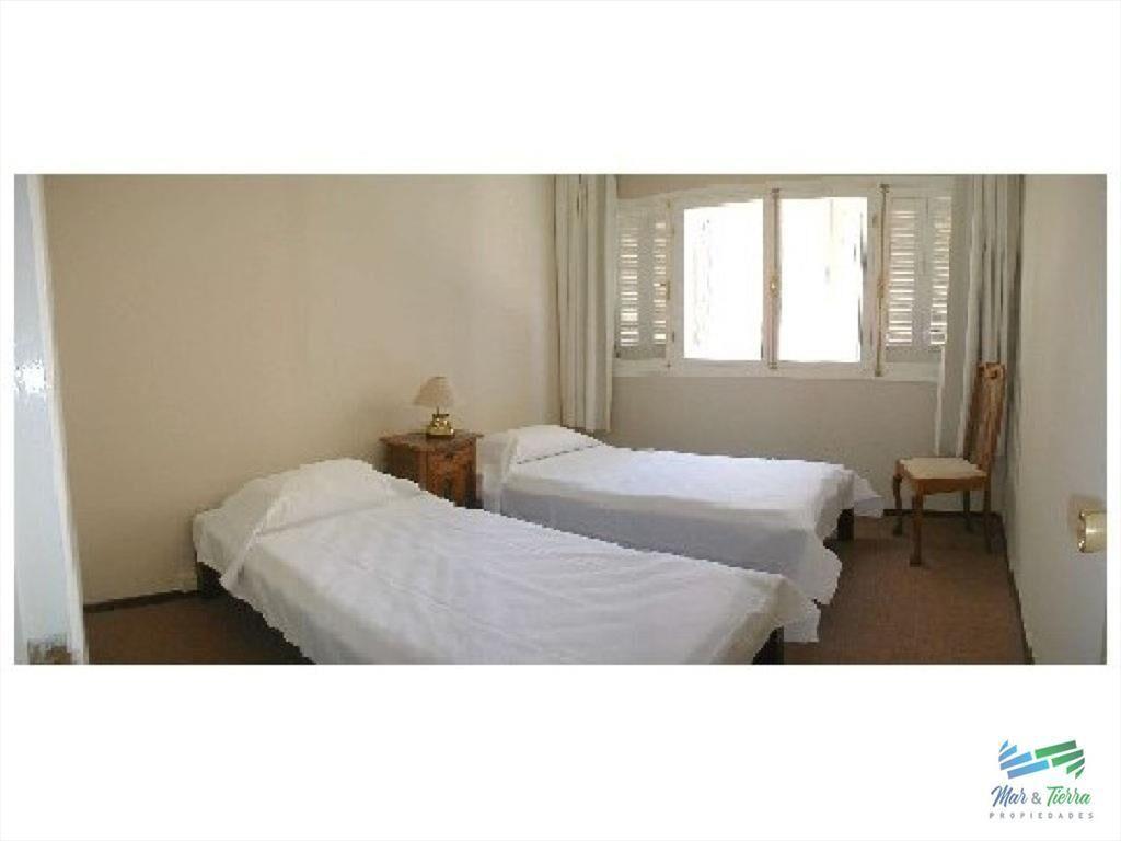 Apartamento en Brava, 3 dormitorios *
