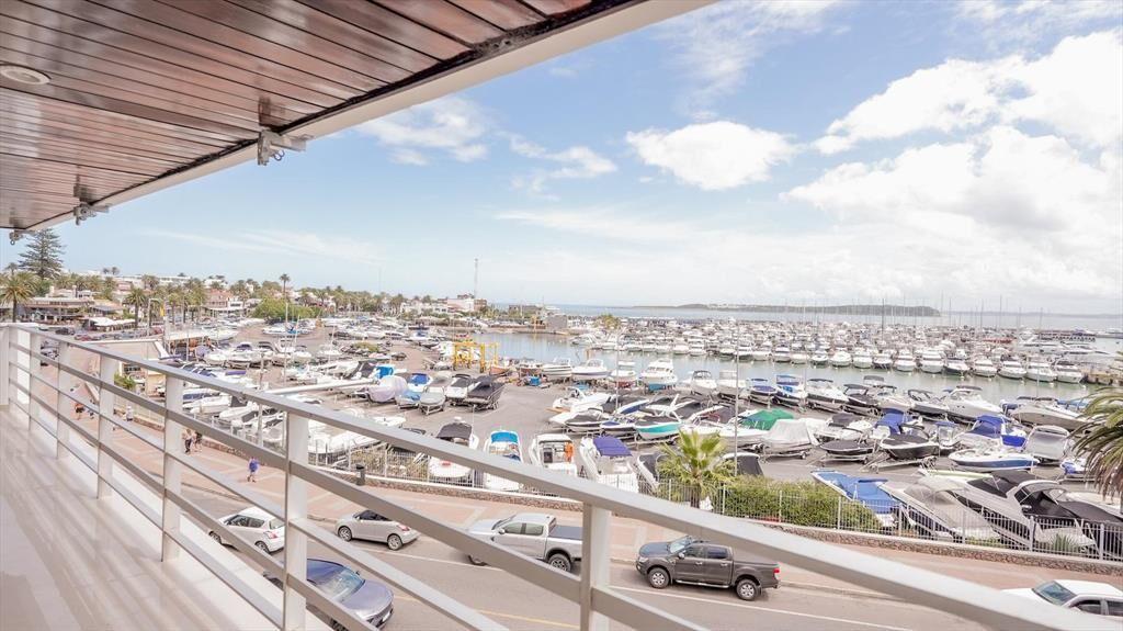 Apartamento en Venta en la Peninsula de Punta del Este