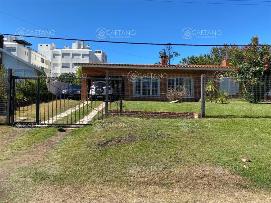 Casa en Pinares, Punta del Este muy prÃ³xima al