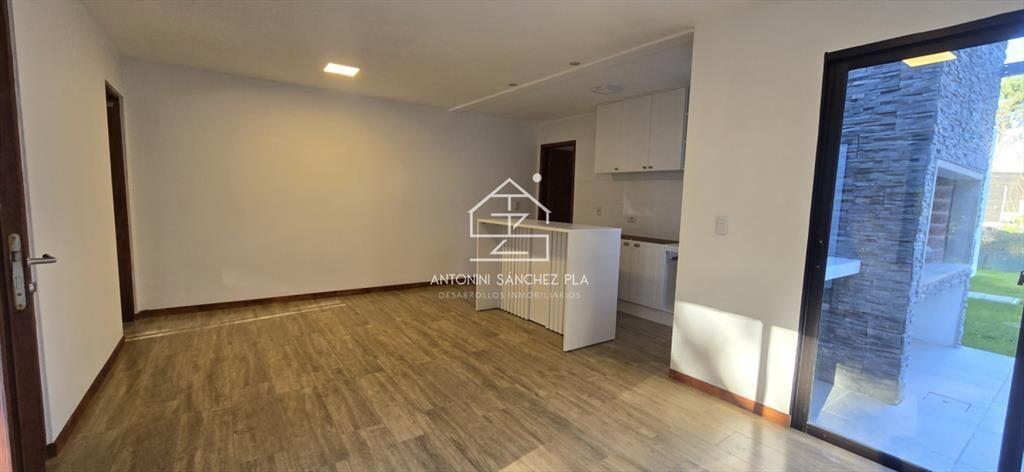 Oportunidad en construccion, casa de 3 dormitorios en Parqu