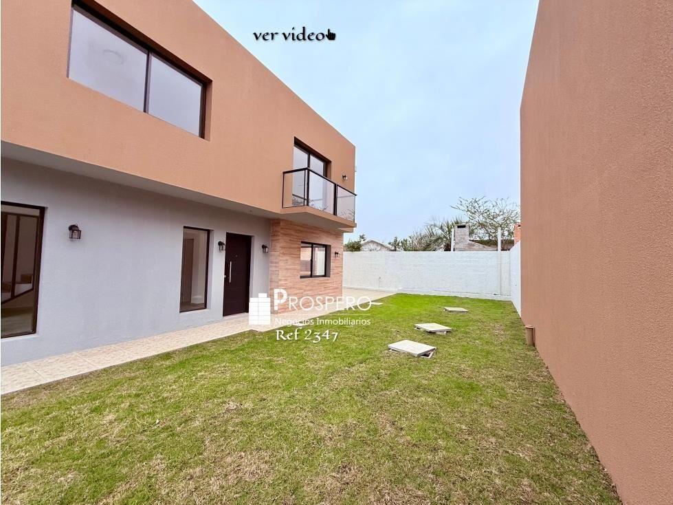 2347/2 casa ph 3 dorm Lomas solymar 2plantas c/cochera parri