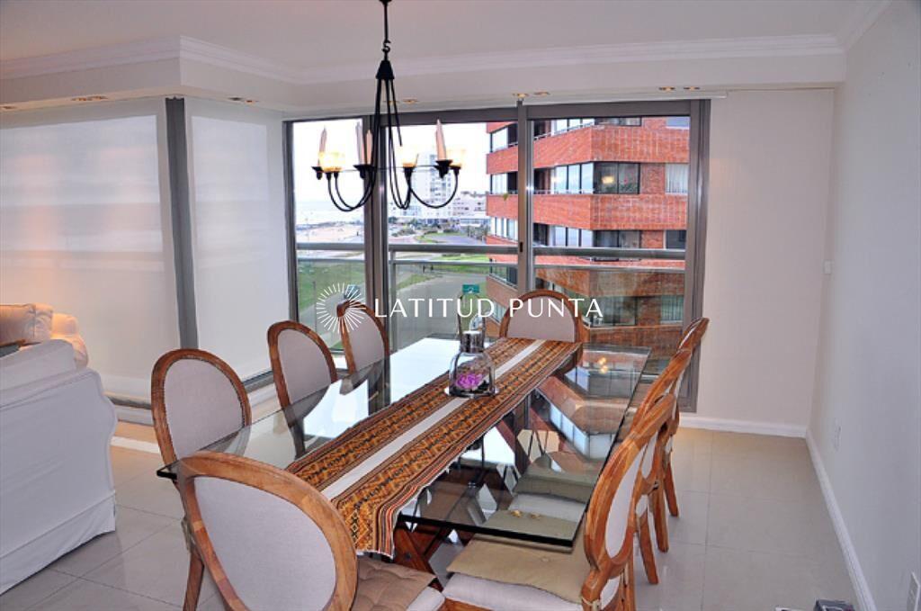 Apartamento en Imperiale, 3 suites más
