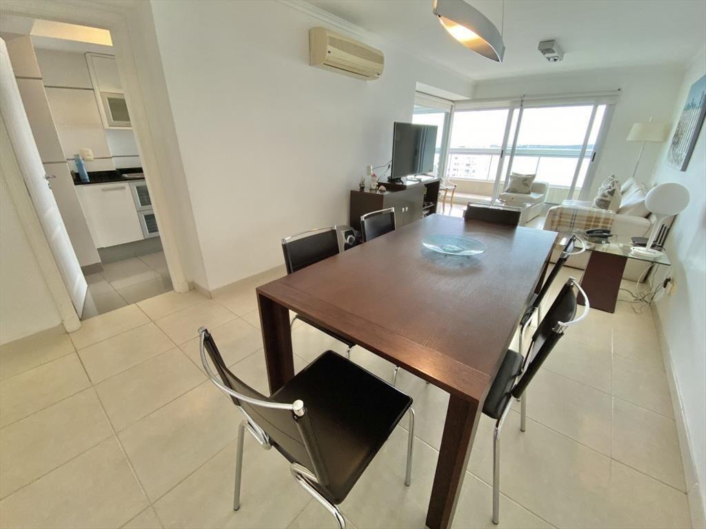 APARTAMENTO DE 2 DORMITORIOS EN ALQUILER TEMPORARIO - PLAYA