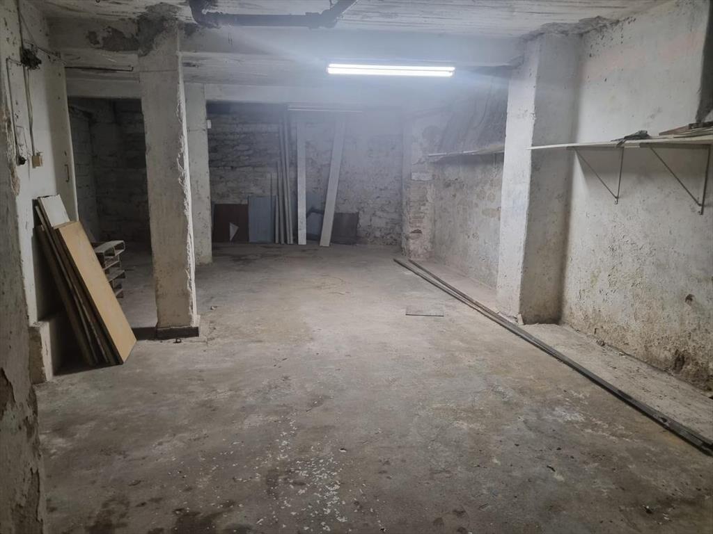 Colonia esquina Barrios Amorin, 320 m2 , gran esquina!!