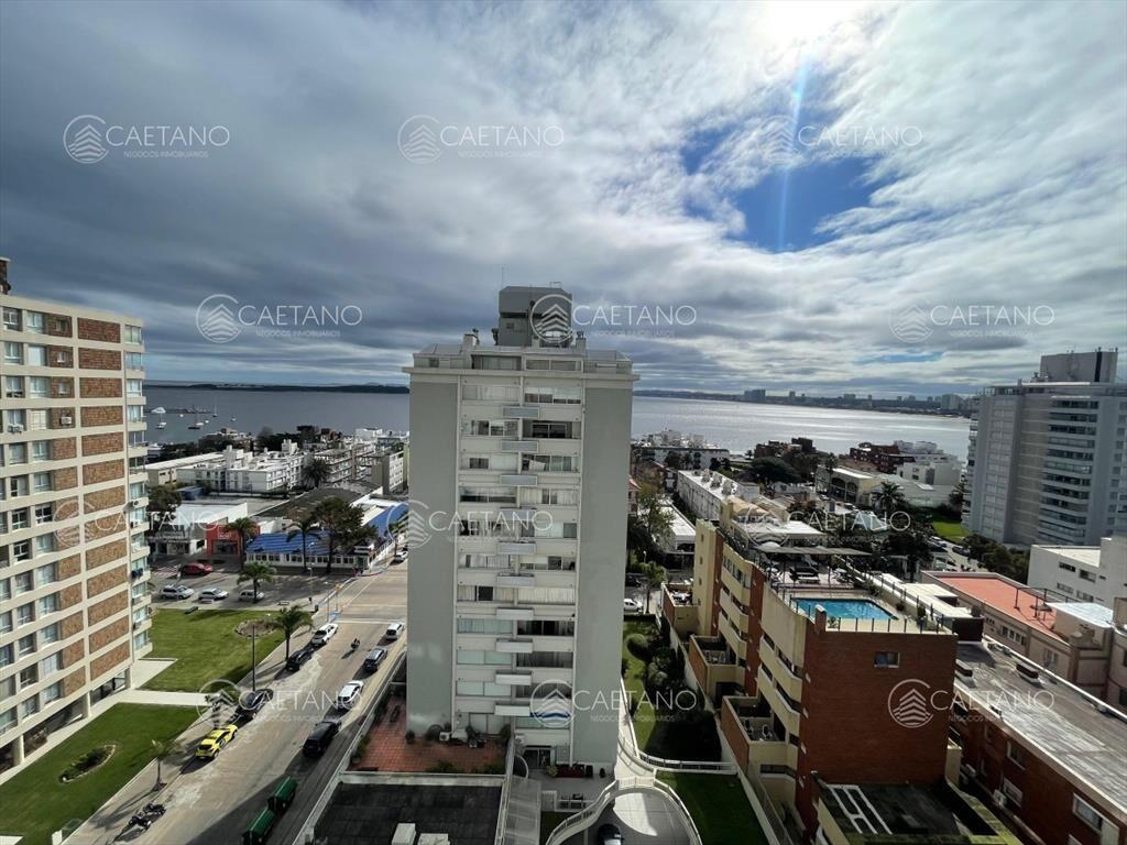 APARTAMENTO 3 DORMITORIOS PISO ALTO PENÍNSULA