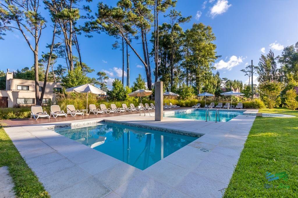 Vendo casa en barrio privado con todos los Punta