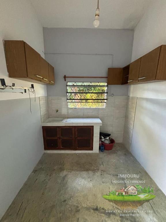 Se vende casa en KiyÃº, San JosÃ©