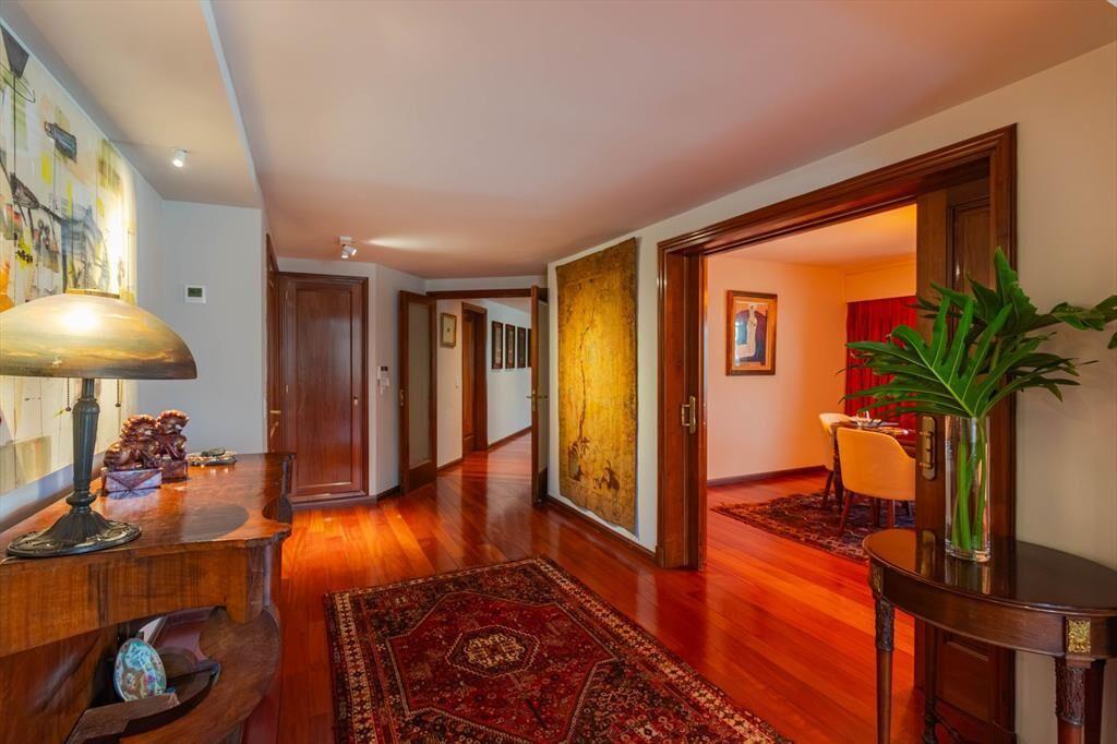 Venta apartamento con jardin en Carrasco Sur