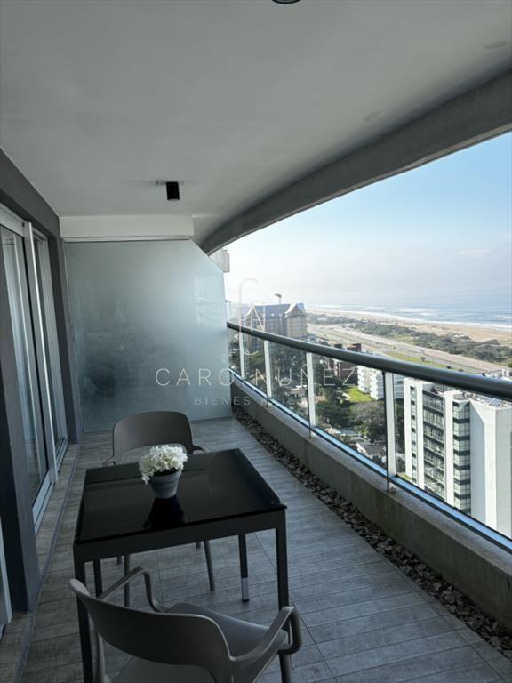 Apartamento en Punta del Este, Brava