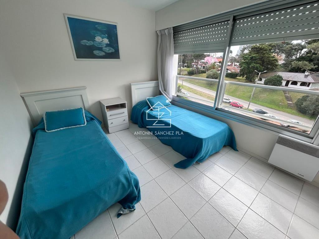 APARTAMENTO DE 3 DORMITORIOS EN VENTA CON VISTA