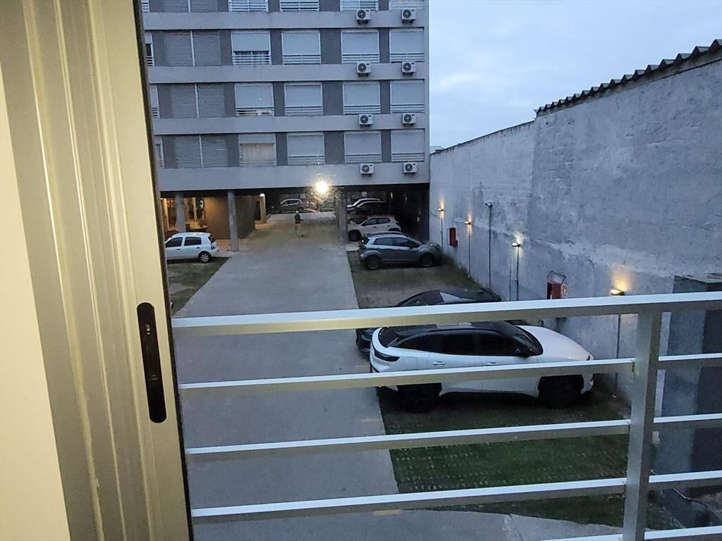 Apto nuevo, de 1 dorm, con cocchera, en moderno edificio, G