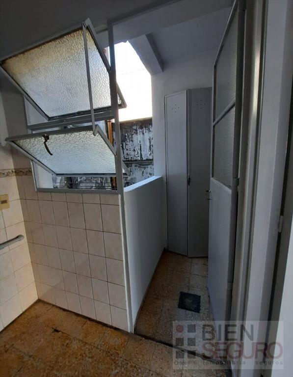 Cómodo apartamento de 1 dormitorio en Centro. Ideal inverso