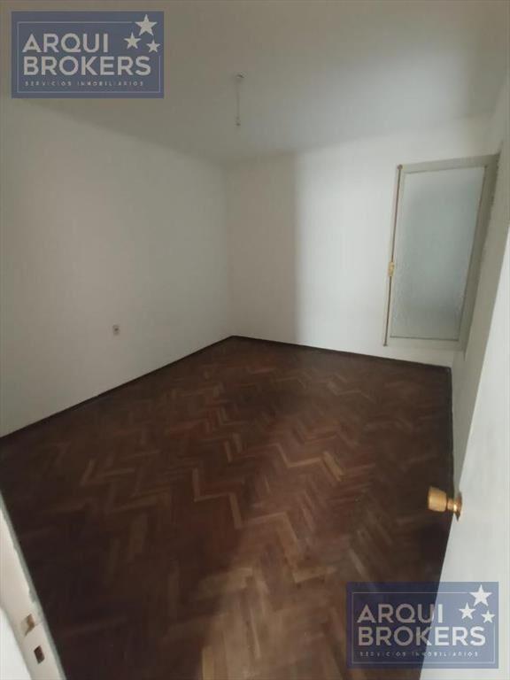 Venta con renta apartamento dos dormitorios en Malvín