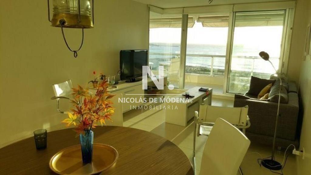 Espectacular apartamento con vista al mar