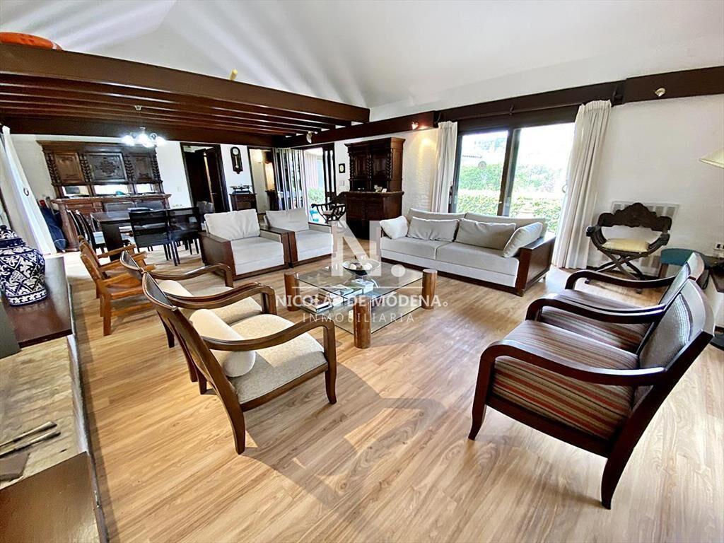 MagnÃ­fica casa en venta en Playa Mansa!!