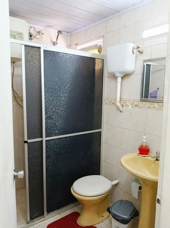 VENTA CASA 1 DORM + GJE + APTO EN CENTRO DE RIVERA