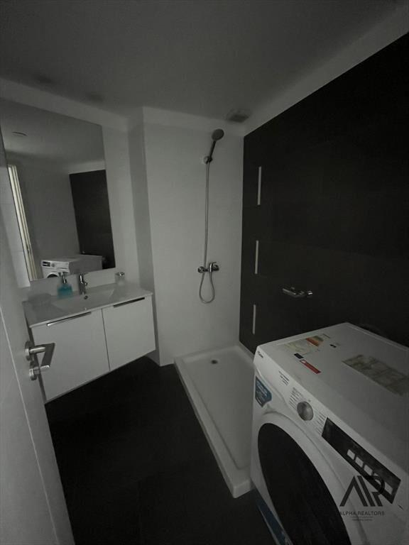Venta Apartamento De 2 Dormitorios En Tres Cruces