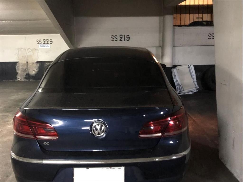 COCHERA EN CALLE RINCÓN E ITUZAINGÓ