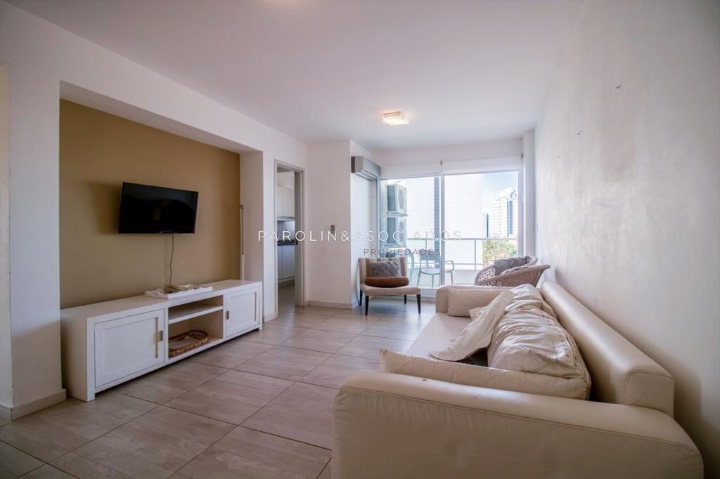 Apartamento de 2 dormitorios en venta en edificio Botavara,