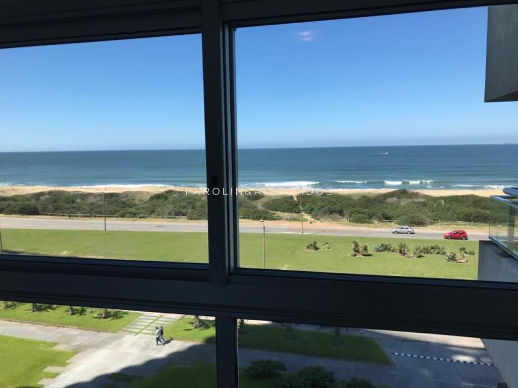 Apartamento en venta de 3 dormitorios en Torre
