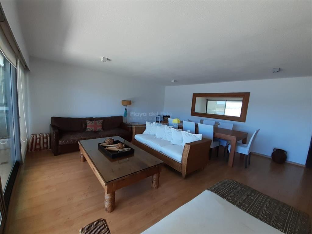 Apartamento de 2 dormitorios en Punta del este ,