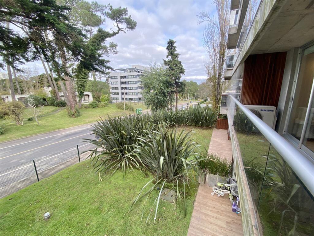 APARTAMENTO EN VENTA 2 DORMITORIOS EN MANSA INN R