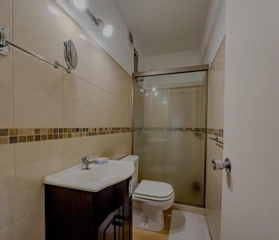 Venta de Apartamento de 3 dormitorios garaje bajos gastos P