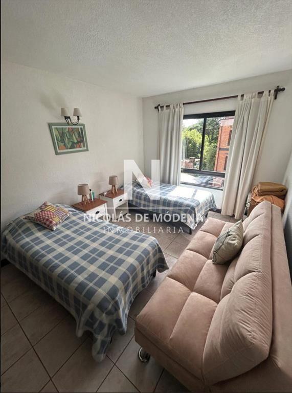 Vende apartamento de 3 dormitorios en Roosevelt,