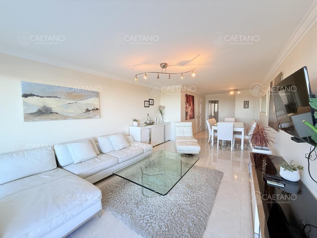 Apartamento 3 dormitorios frente al mar, alquiler temporari
