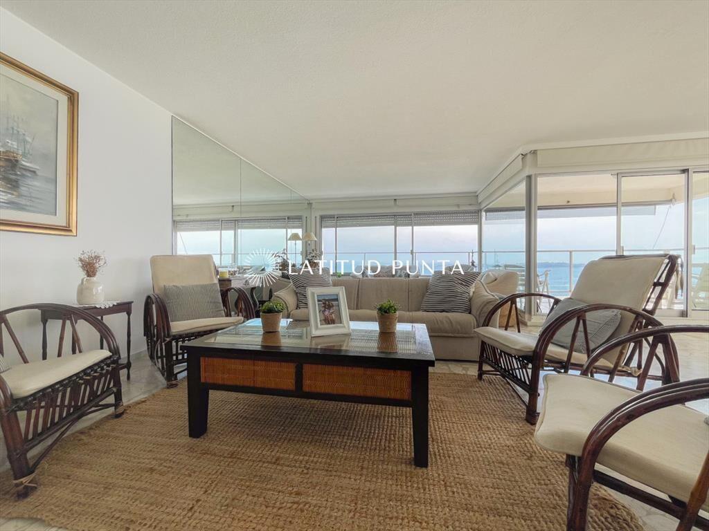 Apartamento en Mansa, 3 dormitorios más
