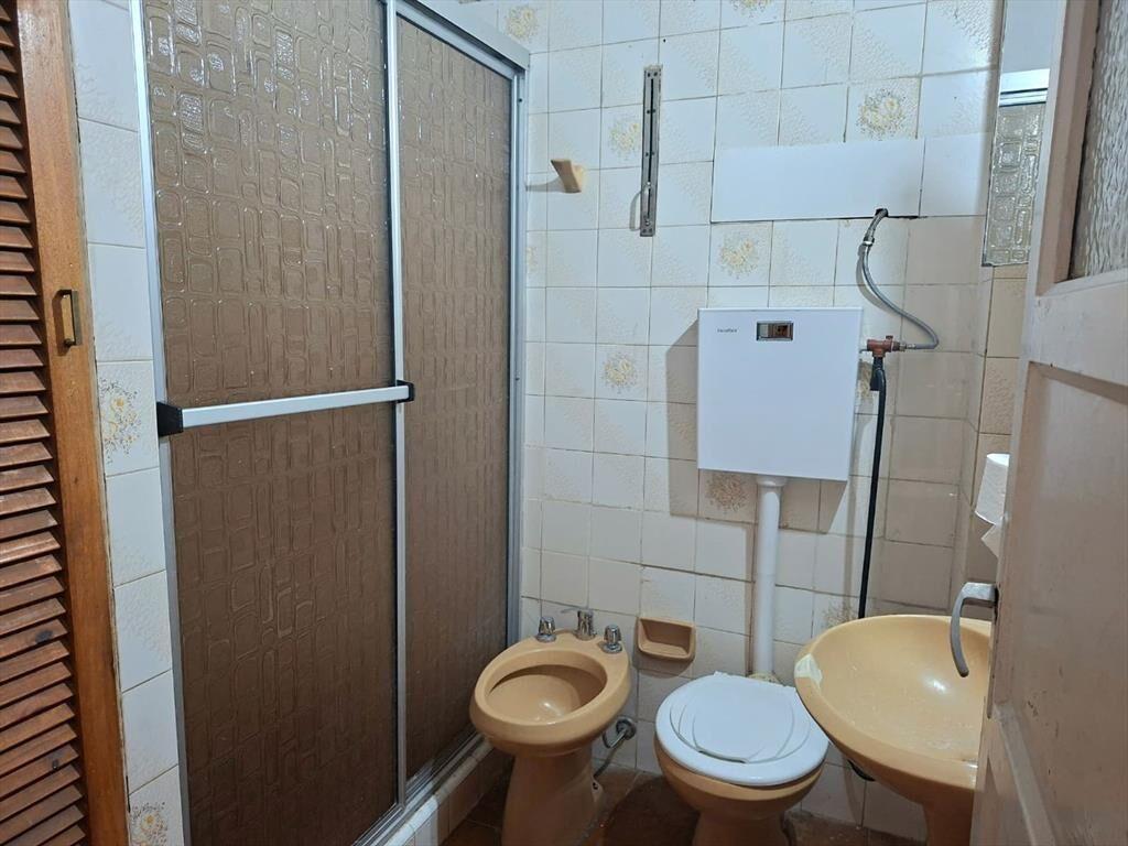 VENTA APARTAMENTO 3 DORM PARRILLERO LA COMERCIAL