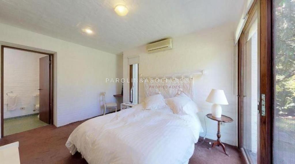 Casa en venta de 3 dormitorios, Golf-Punta del Este.