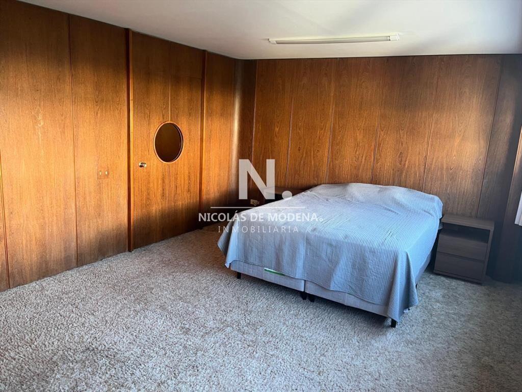 Apartamento de Un Dormitorio en Alquiler en Península