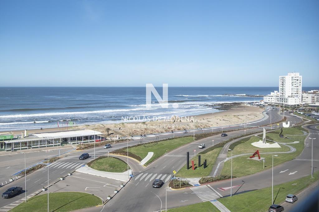 En alquiler apartamento de 3 dormitorios en Brava- Punta de