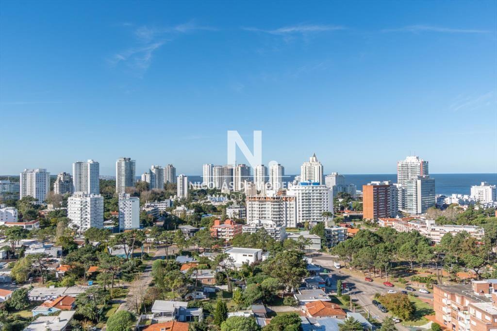 Apartamento en Venta, Alexander ,Dos Dormitorios Punta del