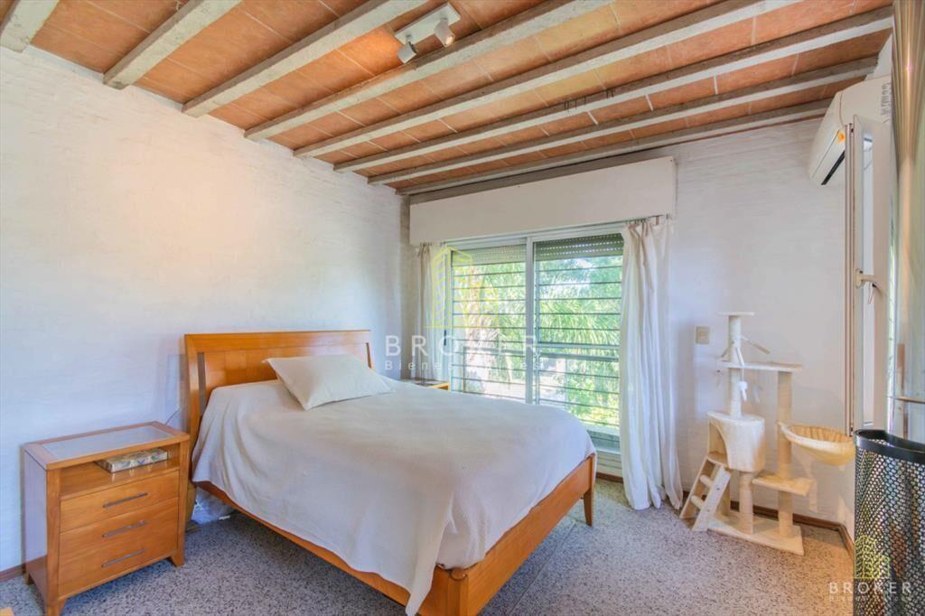 Venta de casa 3 dormitorios Parque Miramar