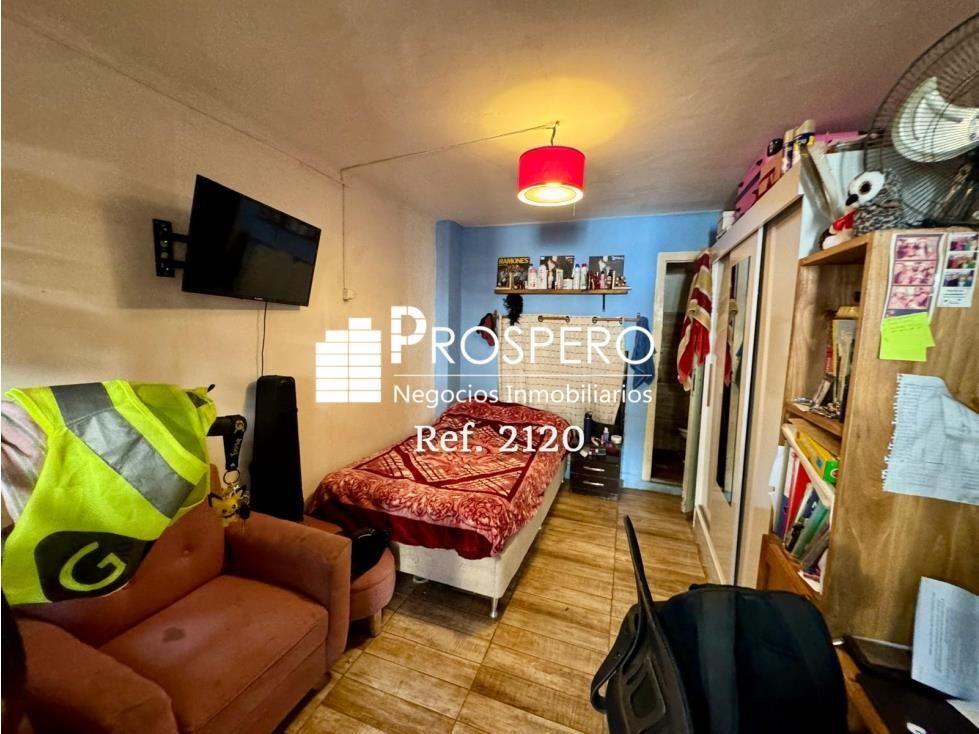 2120/p/4 Venta Casa  4dorm+ altillo la comercial Garaje