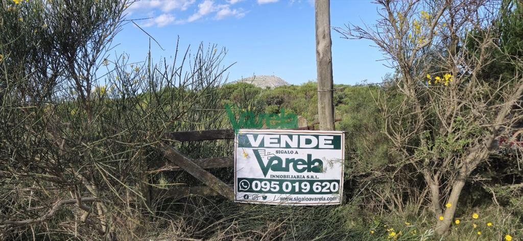 Venta Chacra Marítima 5 has Playa Hermosa, a 9