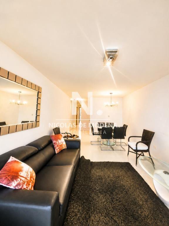 Departamento en venta en Seasons Tower, a metros