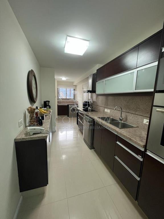 ALQUILER DE MODERNO APARTAMENTO DE 3 SUITES EN BRAVA