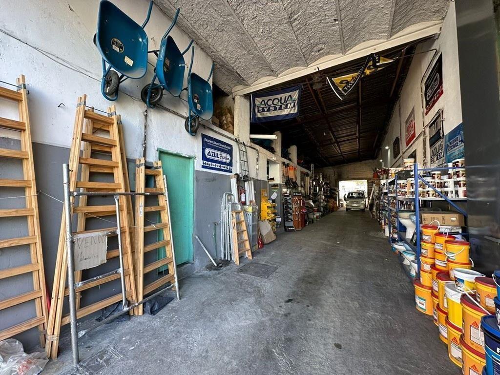 Venta local industrial galpon deposito comercial CON RENTA