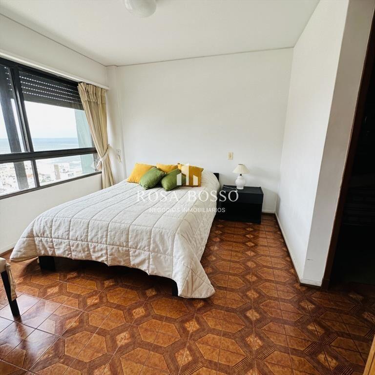Venta y alquiler de apartamento de 3 dormitorios en Punta d