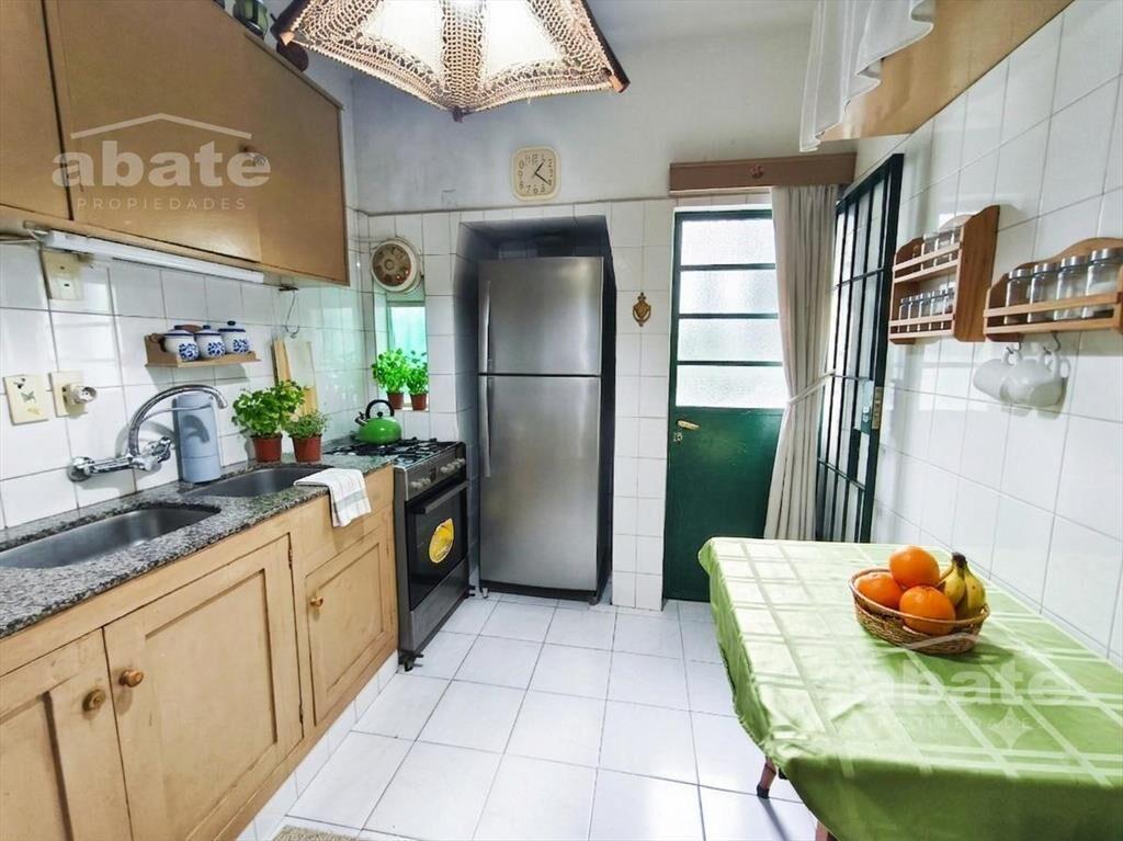 Casa en Venta en La Blanqueada, 2 dormitorios, patio y parr