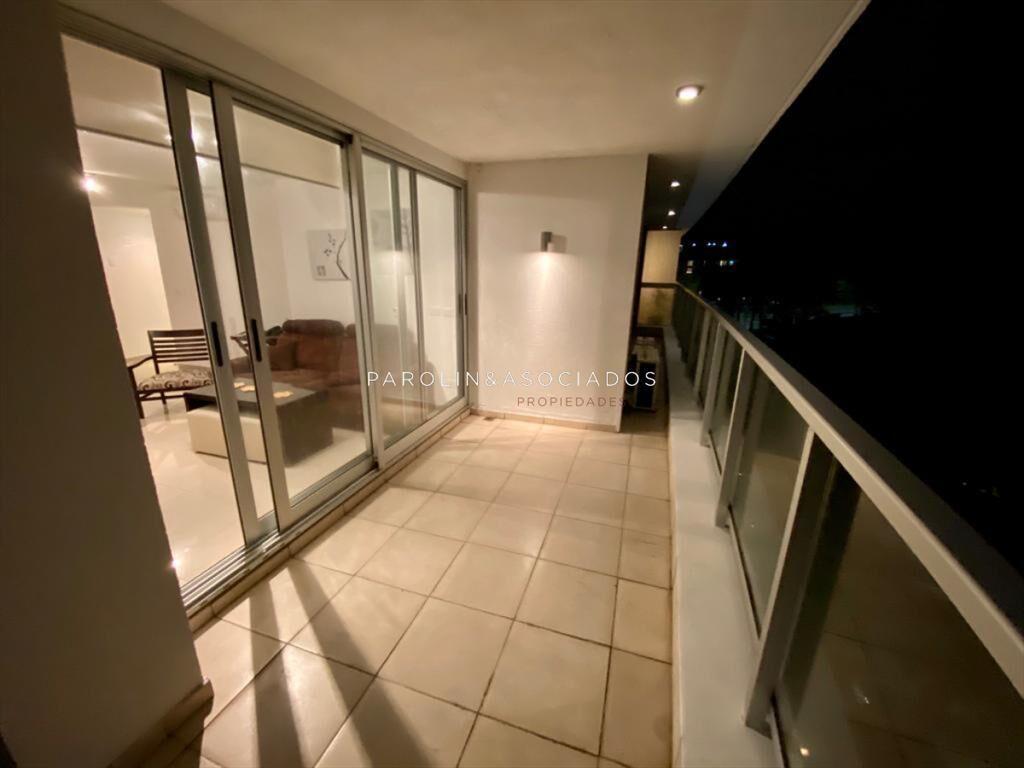 Apartamento en venta de 2 dormitorios en Punta