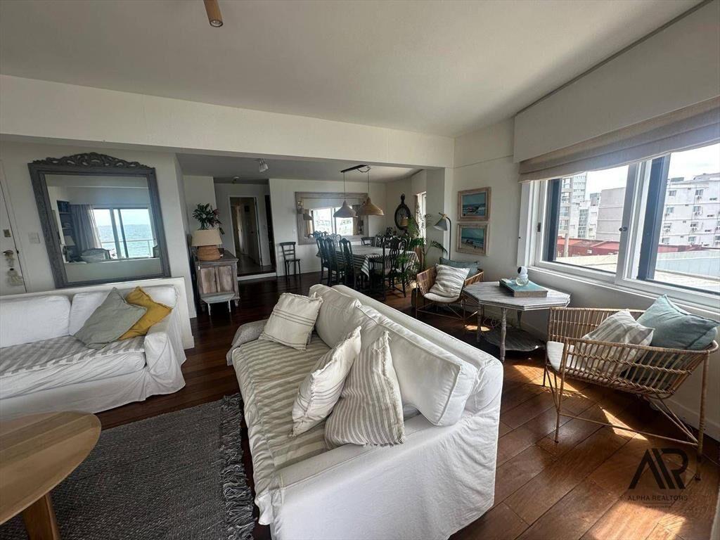 Apartamento en alquiler temporario c/ cochera en Península